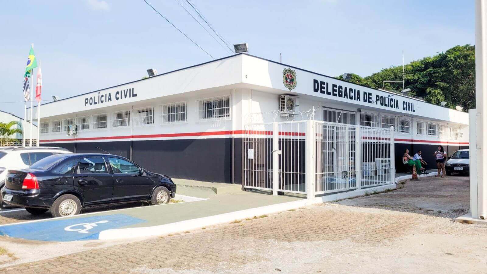 Condenado por tráfico é capturado escondido dentro de adega no Nova Monte Serrat